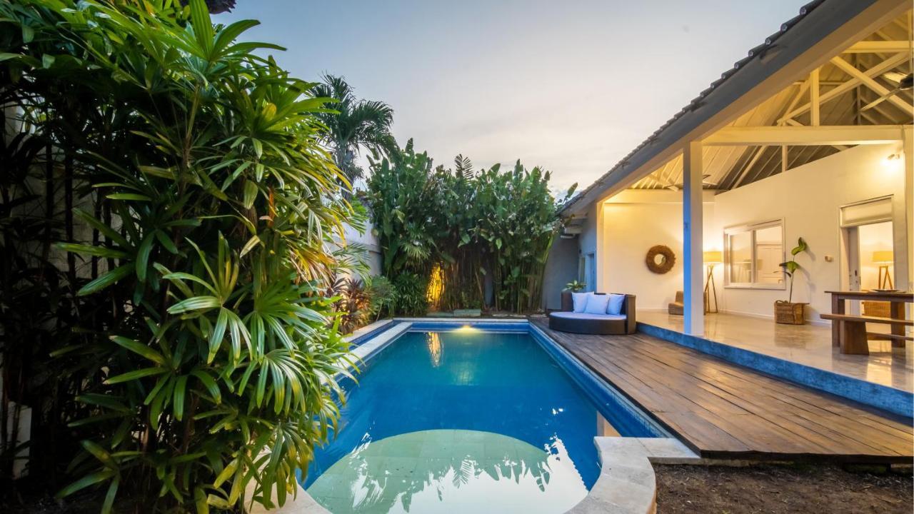 - 2bdr Private Big Pool