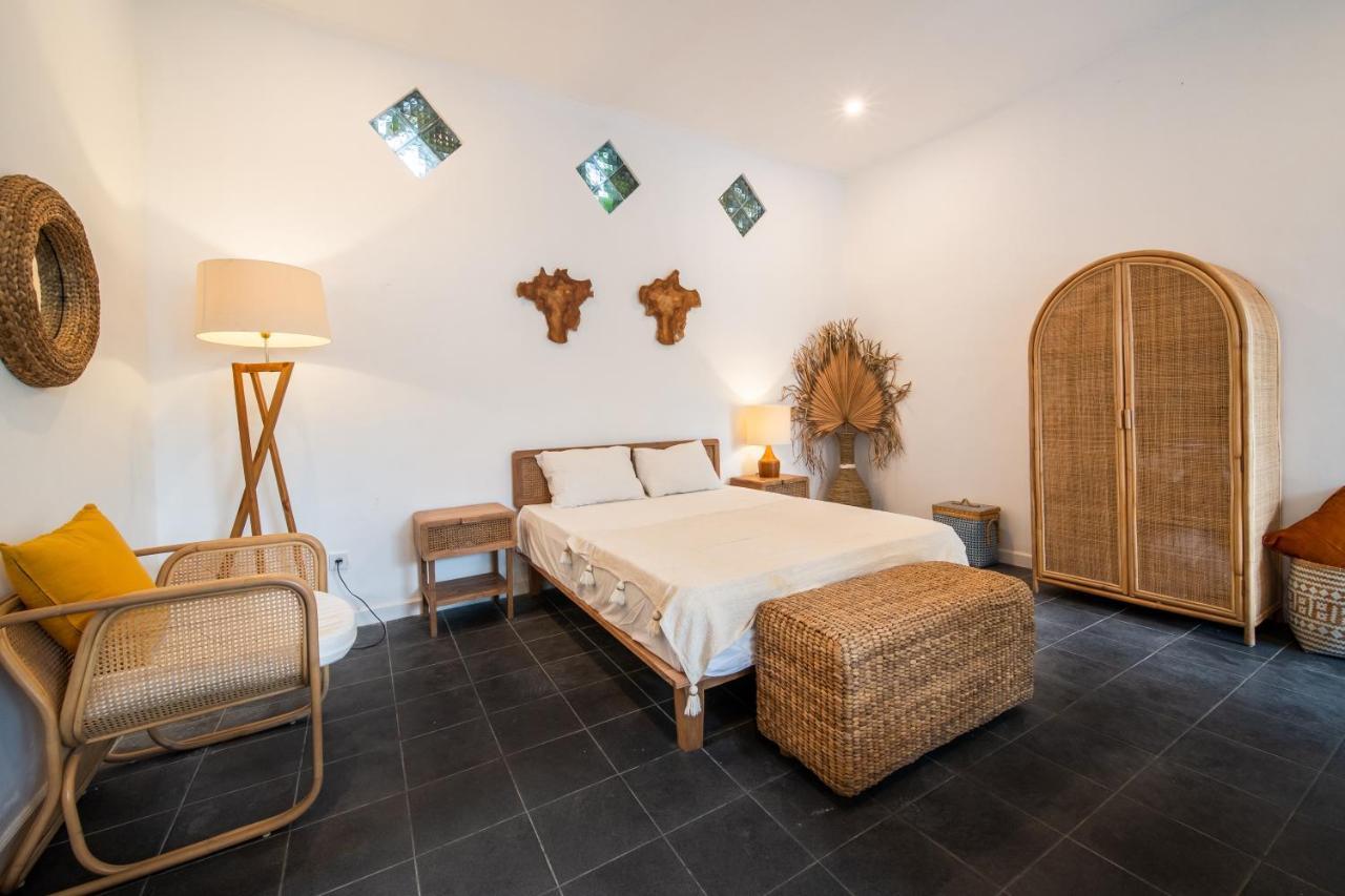 - 2bdr Private Big Pool Villa